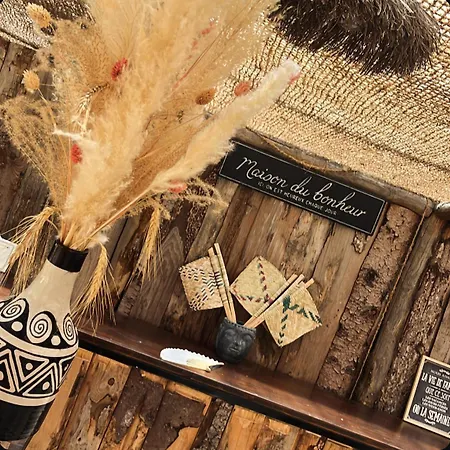 Experience Glamping, Domaine Lessya & Luxe tent